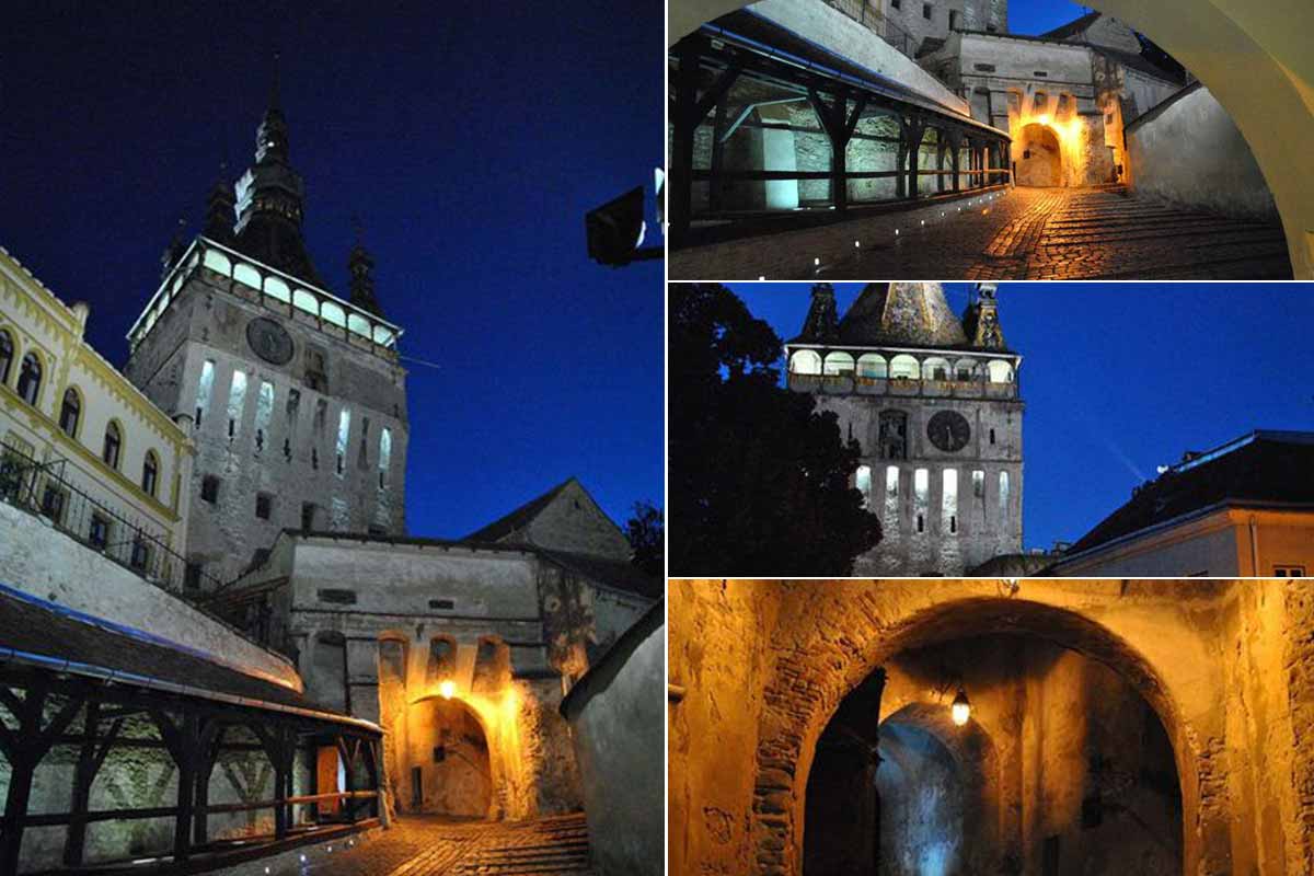 Der Stundturm (Turnul cu ceas) in Sighisoara (Schässburg) bei Nacht